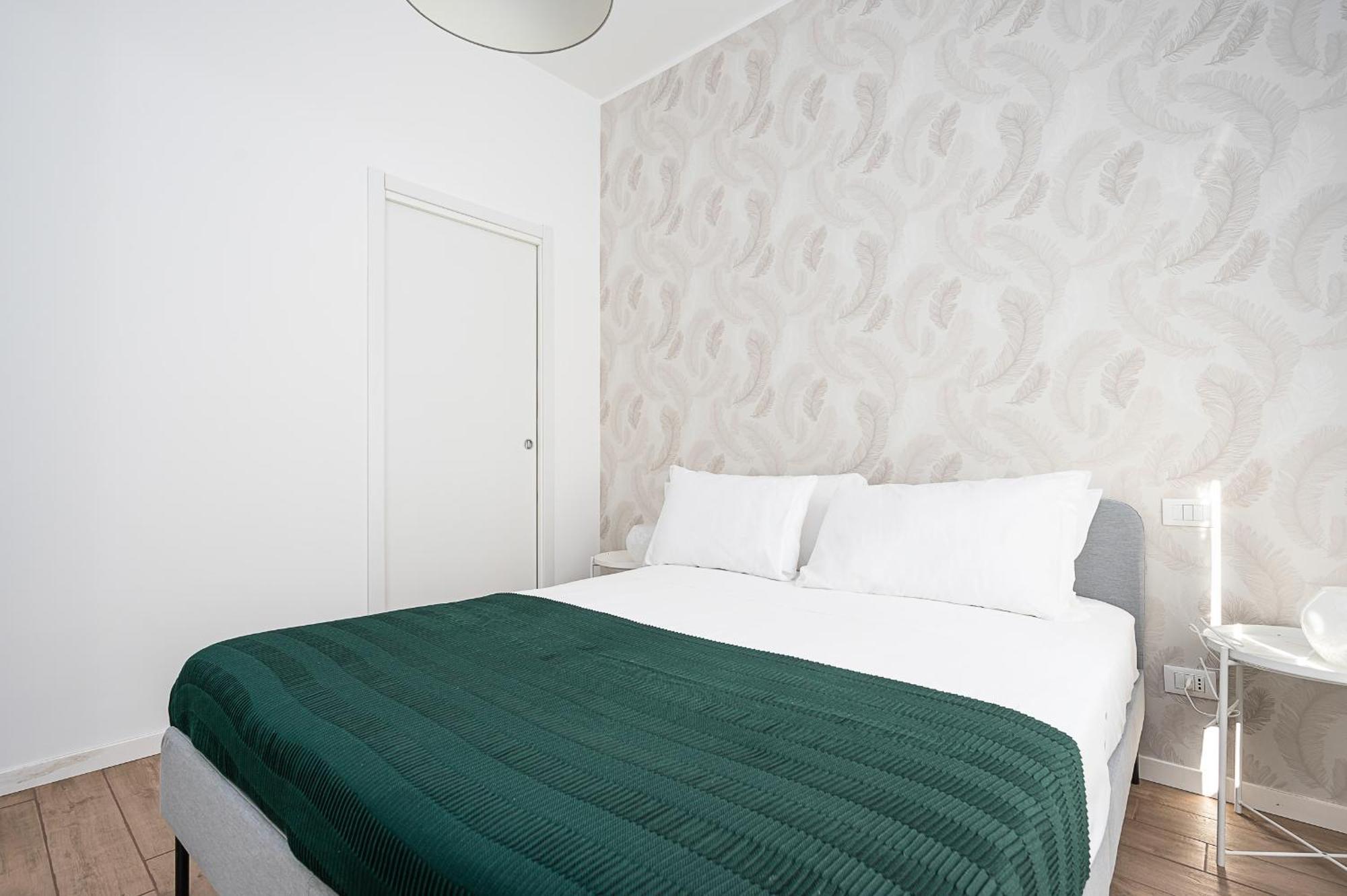 Classbnb - Apartment With Balcony Near The City Center มิลาน ภายนอก รูปภาพ