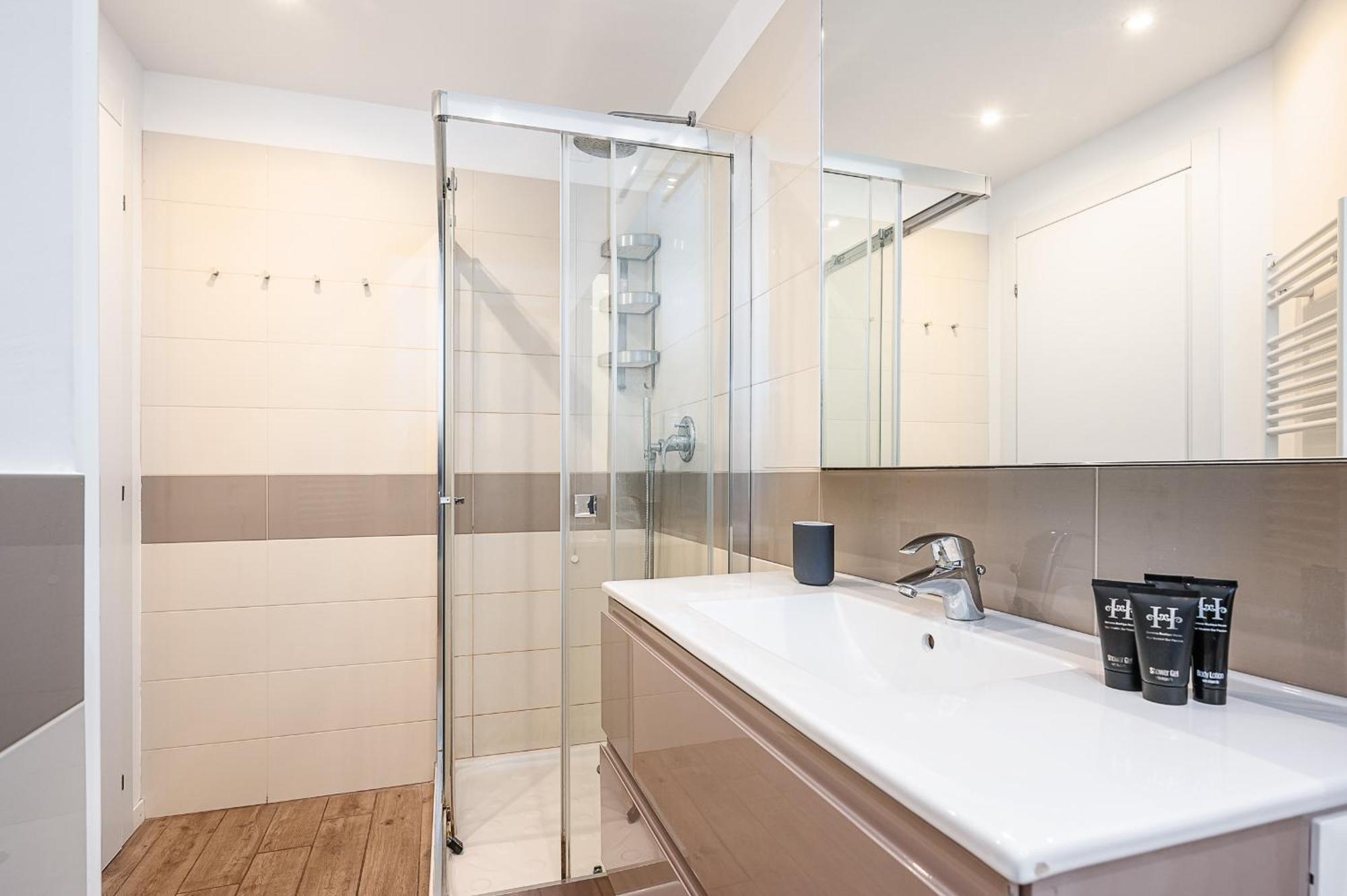 Classbnb - Apartment With Balcony Near The City Center มิลาน ภายนอก รูปภาพ